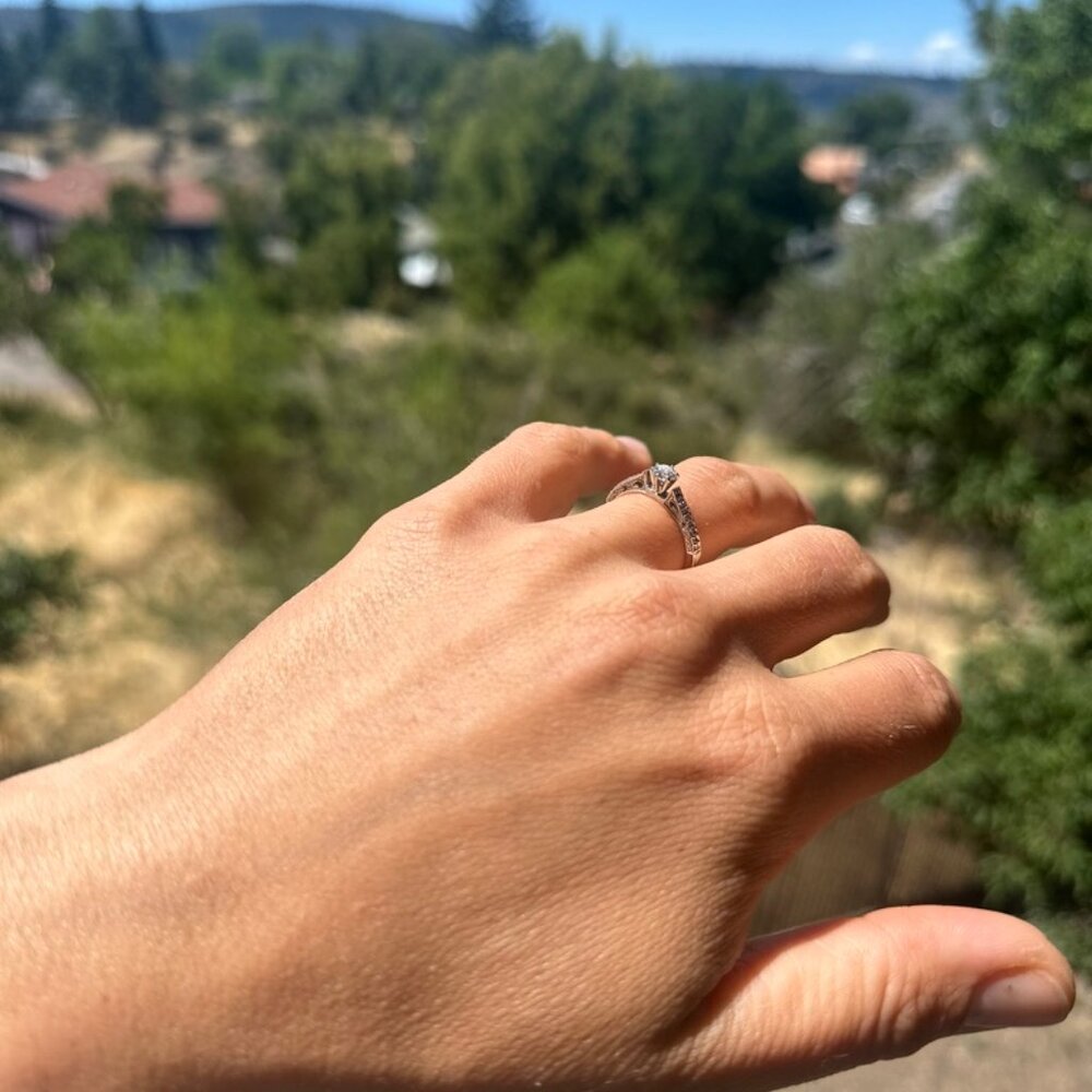Diamond Engagement Ring – 14k White Gold – Appraised at $2,500 - Picture 7 of 8